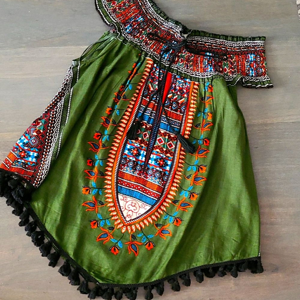 Off The Shoulder Patterned Top Xl - image 1